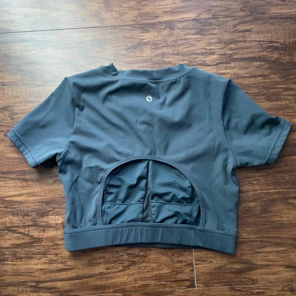 Bundle of 2 - Popflex Open Back Crop Top - Picture 7 of 16